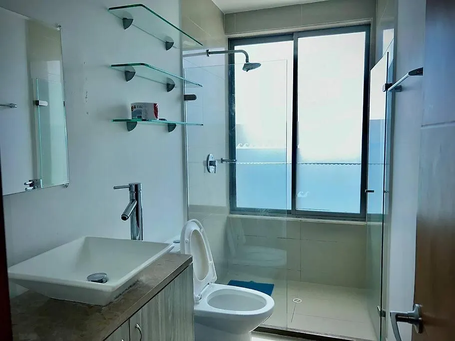 Apartment Apto Moderno Frente Al Mar Hermosas Vistas- A 7 Minutos Del Centro Historico Y Del Aeropuerto Internacional Cartagena